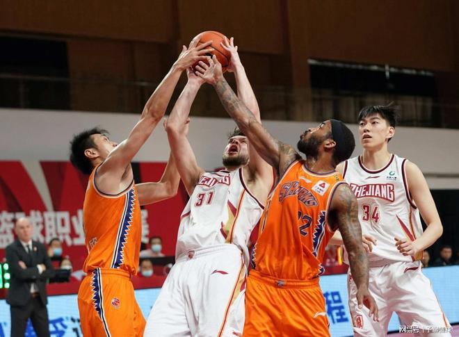 落后时坚持 落后时坚持